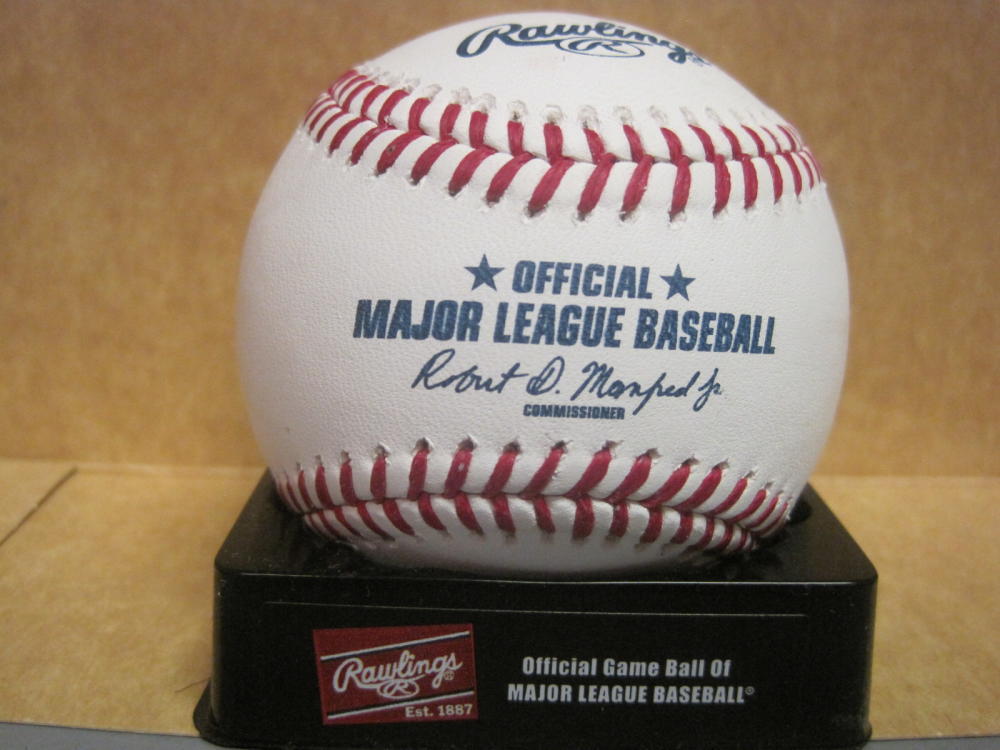 WILLIE CALHOUN LOS ANGELES DODGERS SIGNED AUTOGRAPHED BASEBALL W/COA