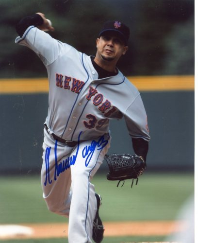 CLAUDIO VARGAS NEW YORK METS SIGNED 8X10 PHOTO W/COA