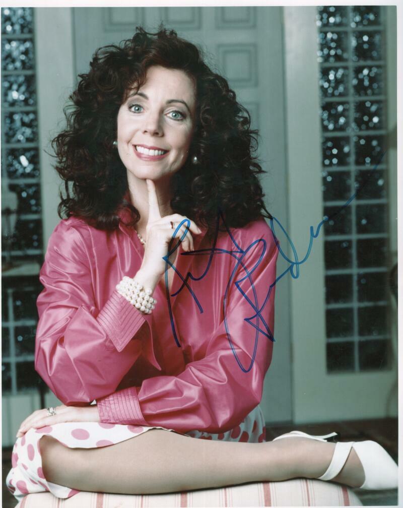 RITA RUDNER COMEDIAN SIGNED AUTOGRAPHED 8X10 PHOTO W/ COA PROOF
