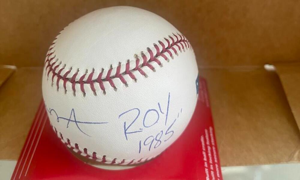 VINCE COLEMAN ROY 1985 CARDINALS  SIGNED AUTOGRAPHED M.L. BASEBALL BECKETT AUTH