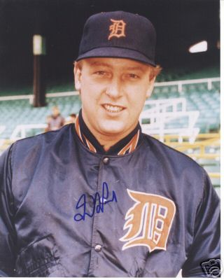 DAVE LAPOINT DETROIT TIGERS SIGNED 8X10 PHOTO W/COA