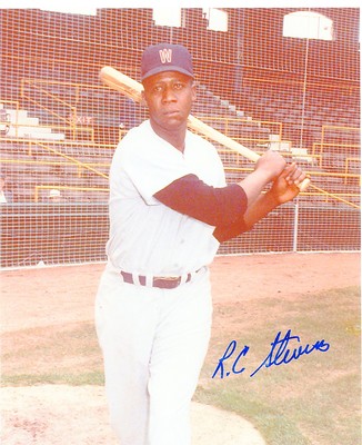 R.C.  STEVENS    WASHINGTON  SENATORS    8X10  PHOTO