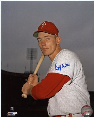 BOBBY WINE  PHILADELPHIA  PHILLIES  SIGNED AUTOGRAPHED  8X10  PHOTO      