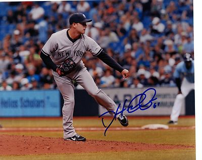 DAVID  HUFF     NEW  YORK YANKEES  SIGNED  AUTOGRAPHED    8X10  PHOTO   