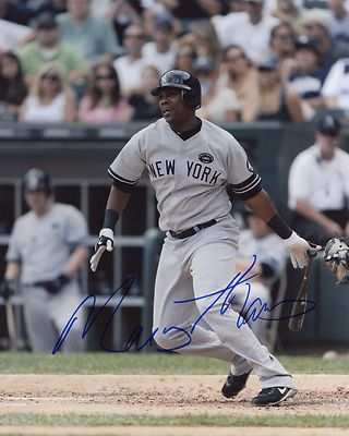 MARCUS  THAMES  ACTION   NEW YORK YANKEES     AUTOGRAPHED    SIGNED 8X10  PHOTO