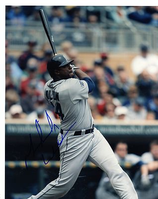 MICHAEL  WILSON   ACTION  SEATTLE  MARINERS  SIGNED  AUTOGRAPHED  8X10  PHOTO
