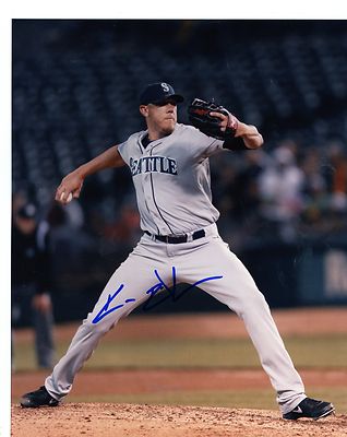 KAMERON  LOE    SEATTLE  MARINERS  SIGNED  AUTOGRAPHED  8X10  PHOTO