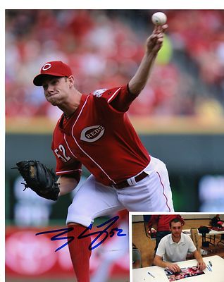 TONY  CINGRANI  W/ PROOF PICTURE    CINCINNATI  REDS  SIGNED  AUTOGRAPHED 8X10 