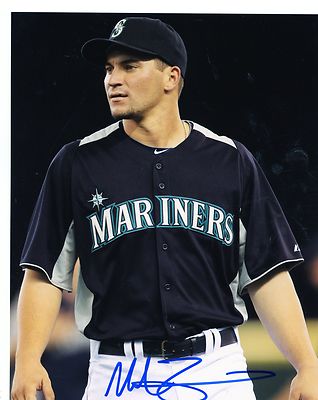 MIKE  ZUNINO  PROFILE   SEATTLE    MARINERS  SIGNED  AUTOGRAPHED  8X10  PHOTO